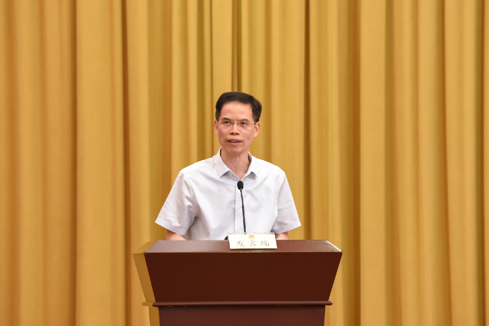 市政协主席李上葵在全省政协主席暑期读书会暨专题研修班上作口头发言